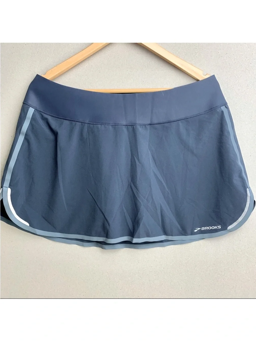 Brooks L Tear Away skort built-in compression shorts active tennis pickleball